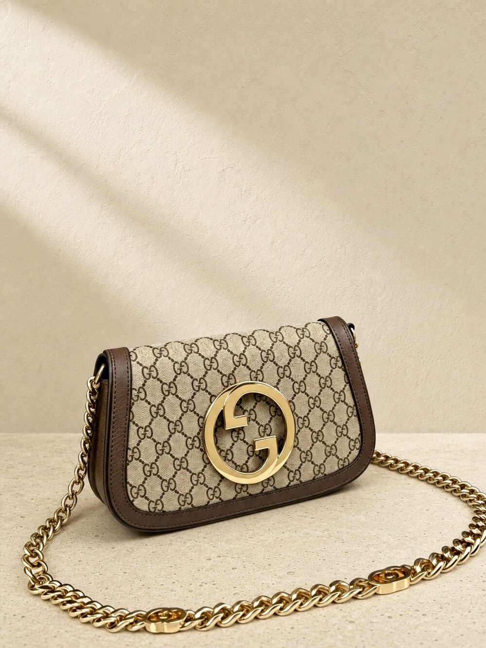 Gucci Medium Blondie Shoulder Purse in Beige Ebony GG Supreme